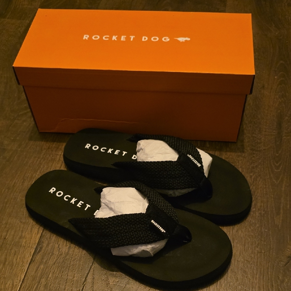 Rocket Dog Black Woven Strap Flip Flops